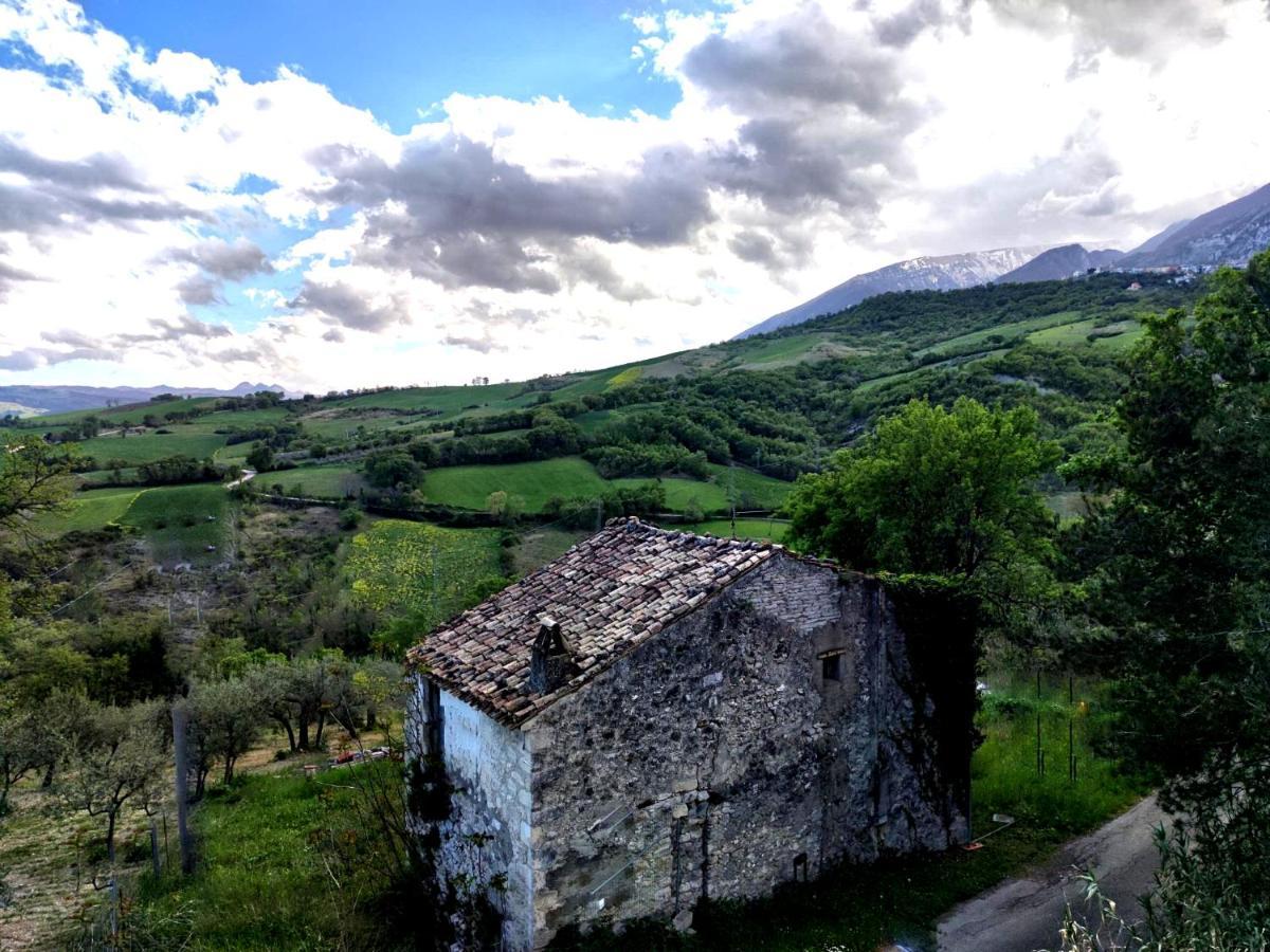 Ai Limiti • 67 • Stonehouse Guest House Palombaro Exterior foto