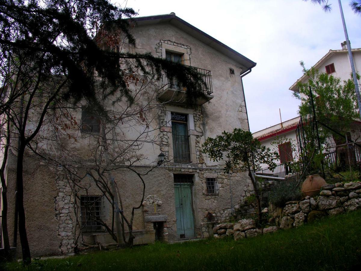 Ai Limiti • 67 • Stonehouse Guest House Palombaro Exterior foto