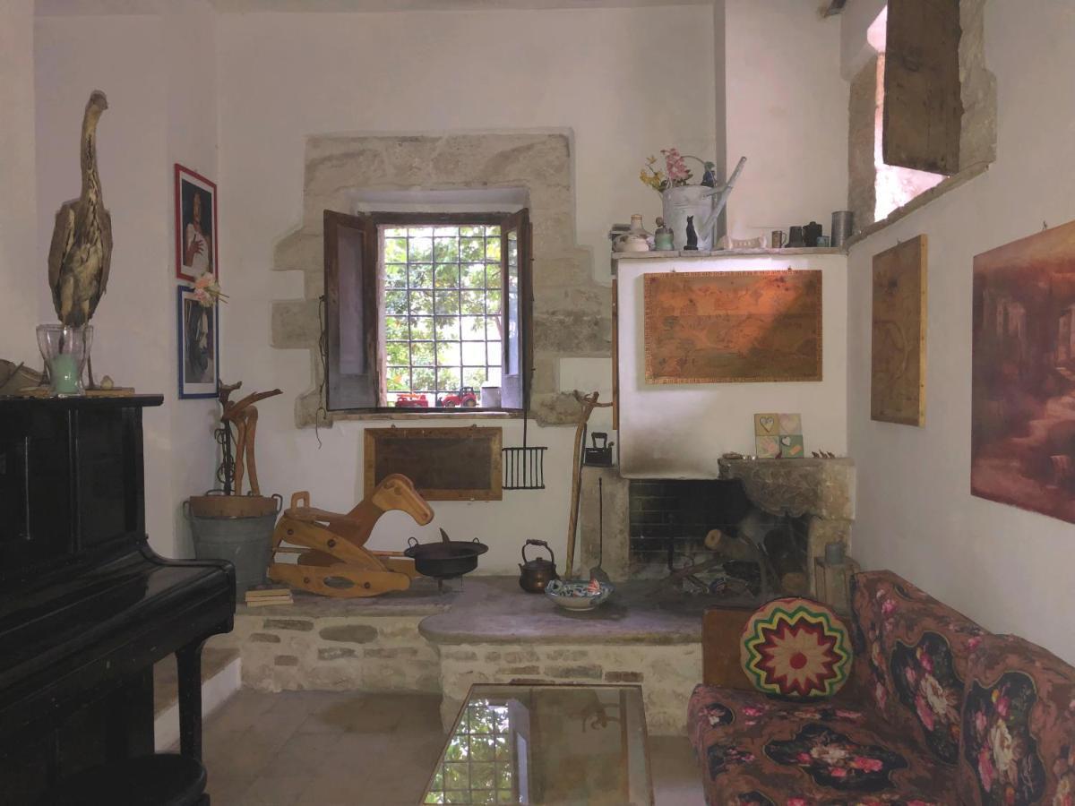 Ai Limiti • 67 • Stonehouse Guest House Palombaro Exterior foto